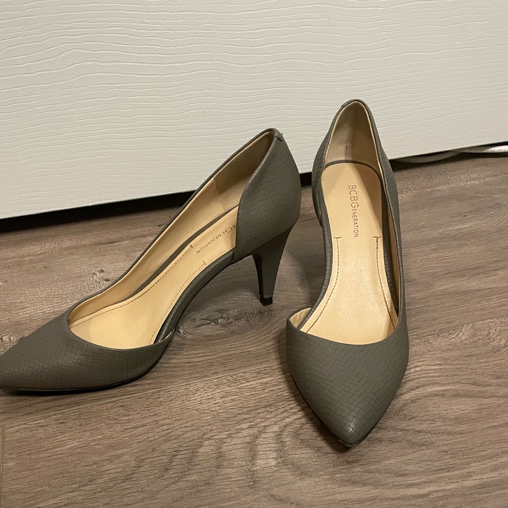 BCBG Pumps